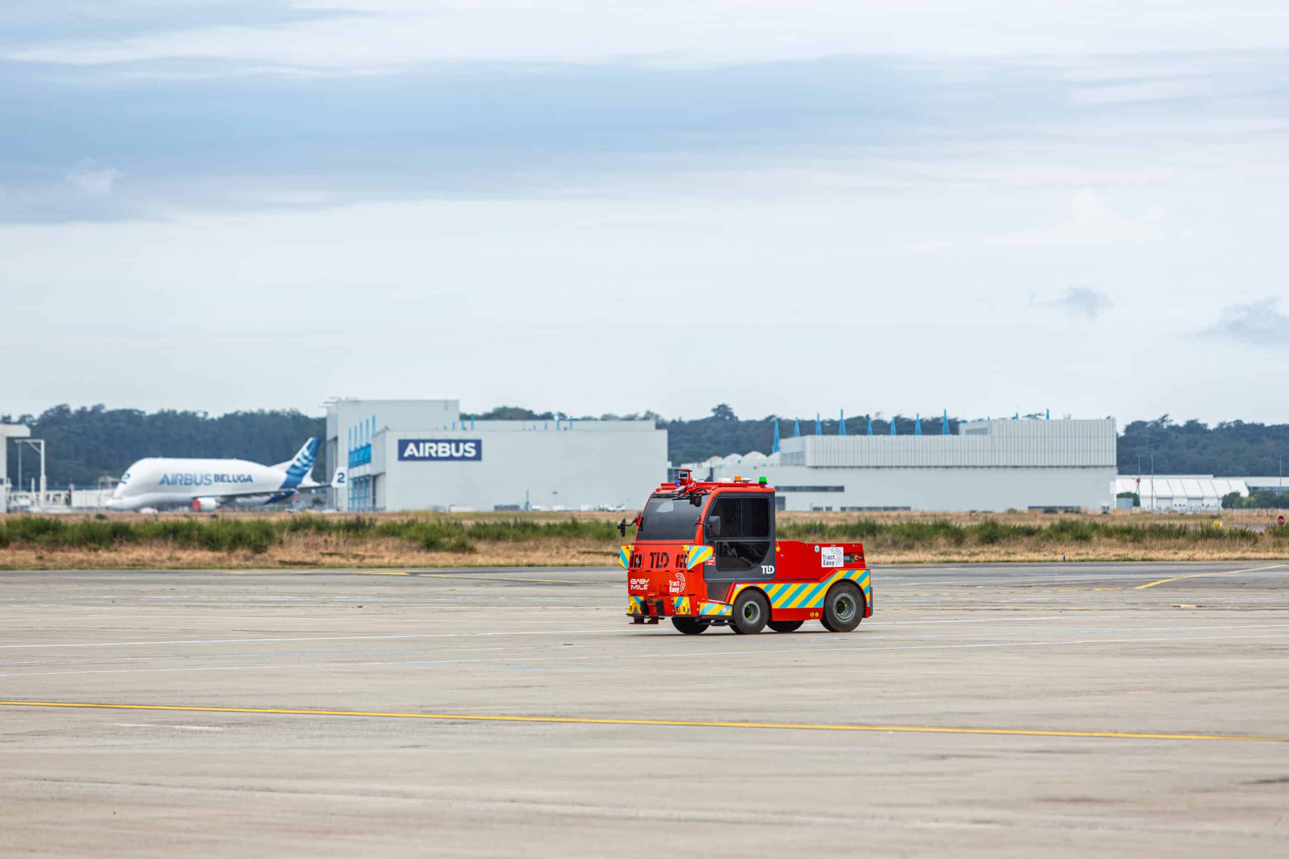 TractEasy deploys EZTow autonomous tow tractor with Airbus