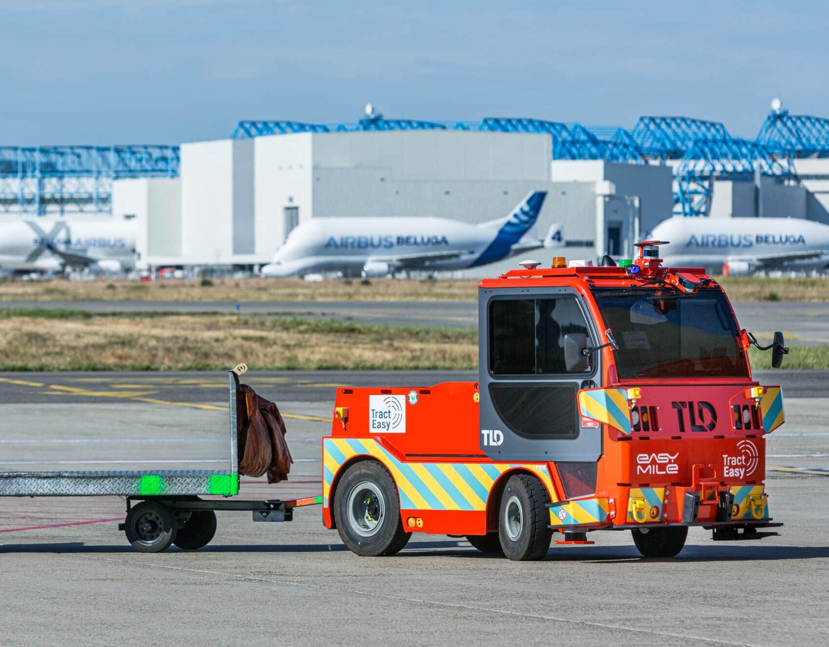 TractEasy deploys EZTow autonomous tow tractor with Airbus